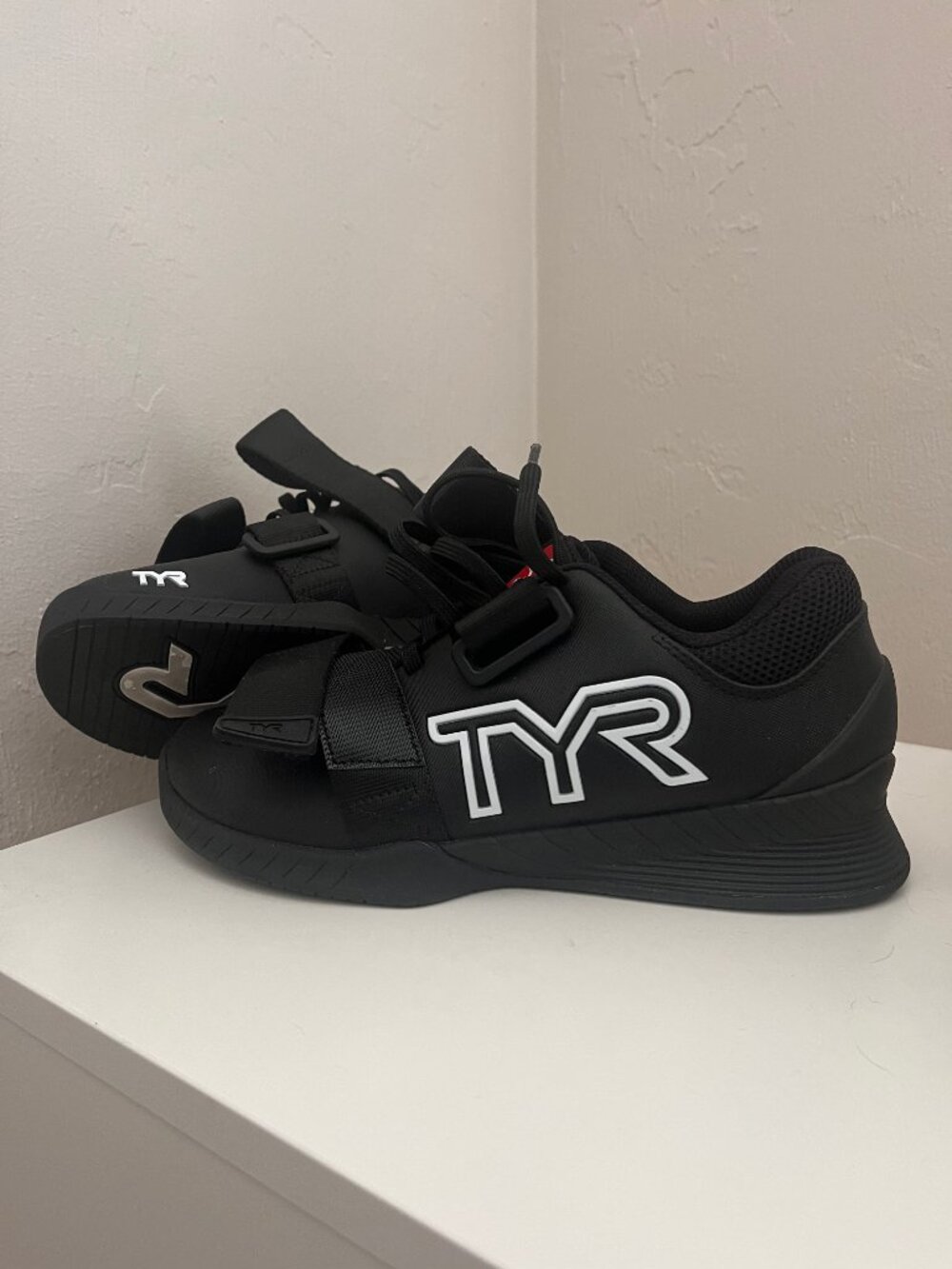 TYR Women's L-1 Lifter Shoes